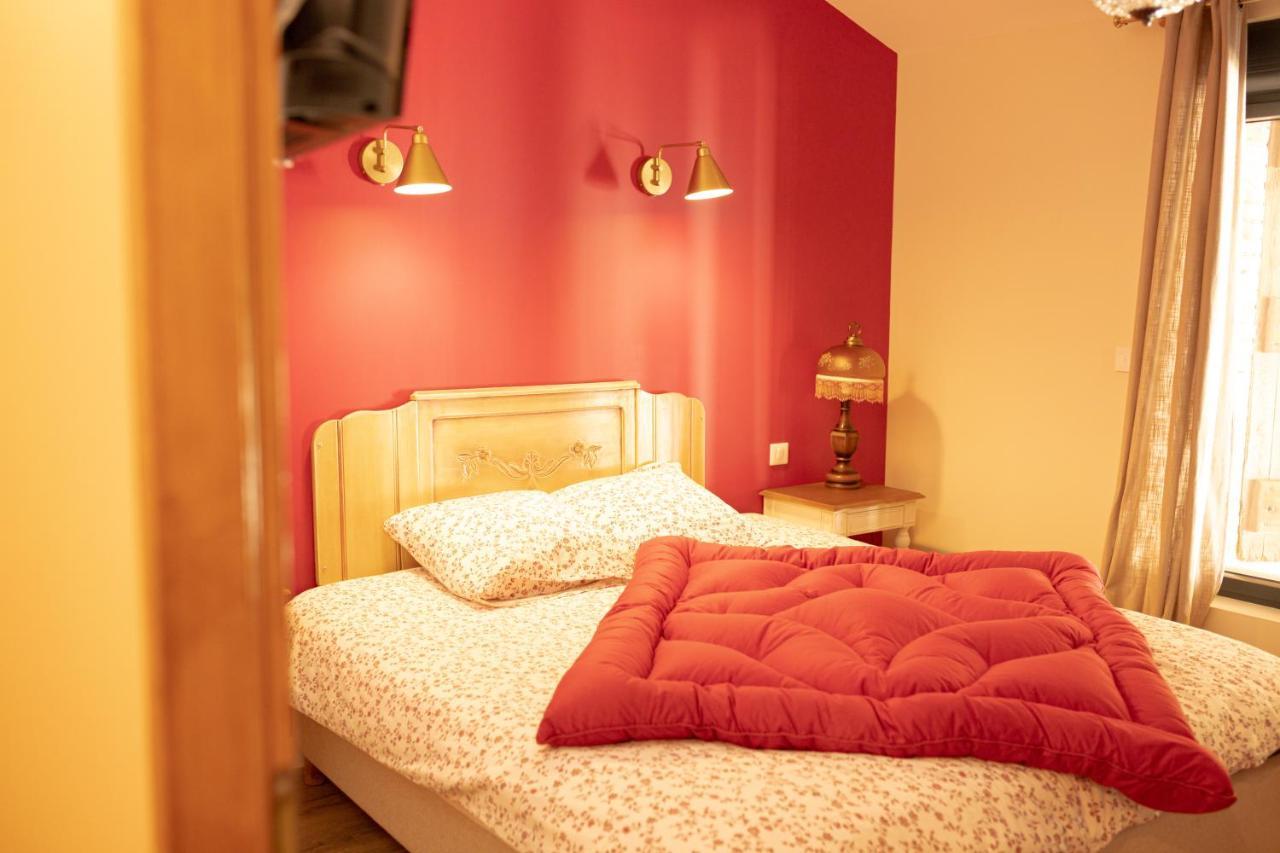 Domaine Des Jammetous - Hotel And Yoga Retreat Center La Magdelaine-Sur-Tarn Buitenkant foto